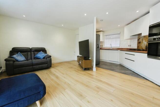 Lounge/Kitchen/Dining