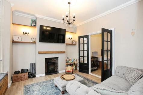 Tynewydd Terrace, Newport, NP11