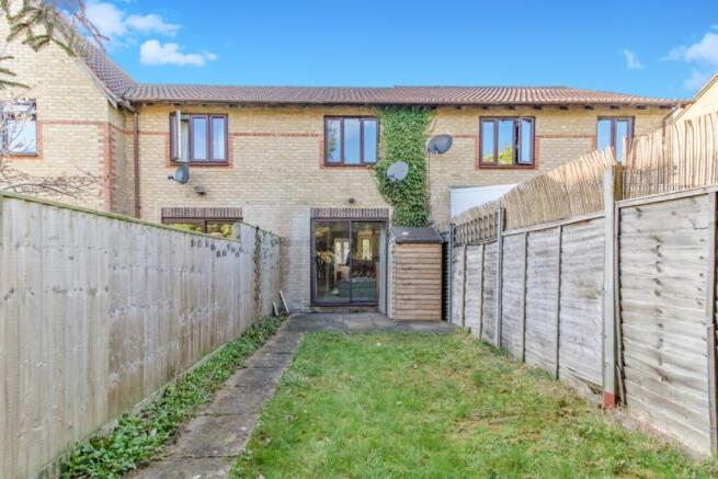 REAR GARDEN (2)