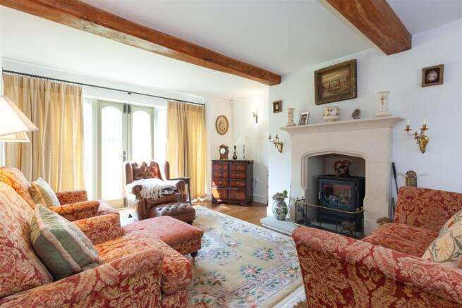 Sitting Room 1.jpg