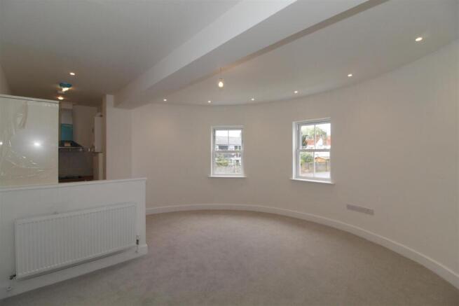 Lounge / Open Planned Kitchen Area