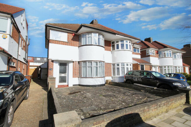 St. Edmunds Drive, Stanmore, Middlesex HA7