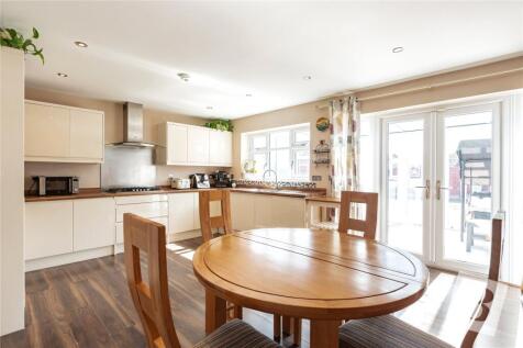 Cadiz Road, Dagenham, RM10