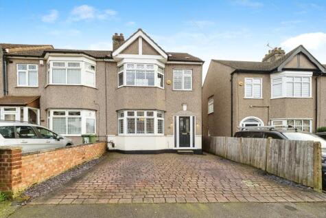 Mendip Road, Hornchurch, RM11