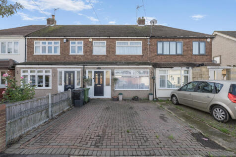 Harlow Road, Rainham, RM13