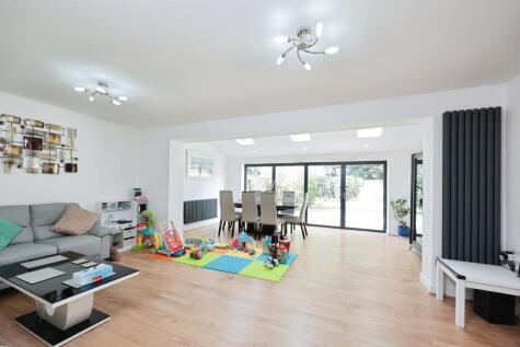 Kingswood Park, High Wycombe, HP13