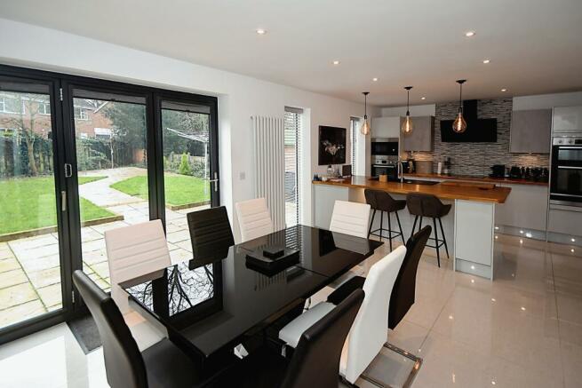 Kitchen/Dining Room