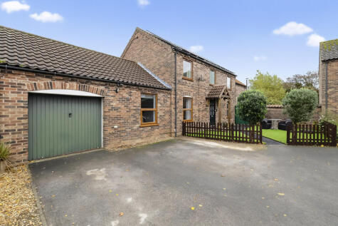 Holmes Way, Wragby, Market Rasen, LN8