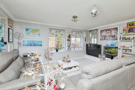 Duesbury Place, Mickleover, DE3