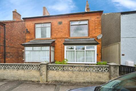 Downing Street, Alfreton, DE55