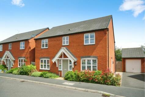 St. Marys Drive, Burton-on-trent, DE13