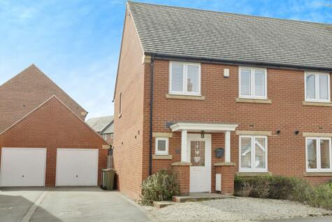 Loughborough - 3 bedroom semi-detached house for sale