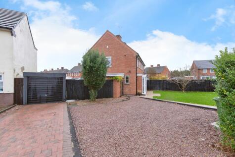 Western drive, Blaby, LE8