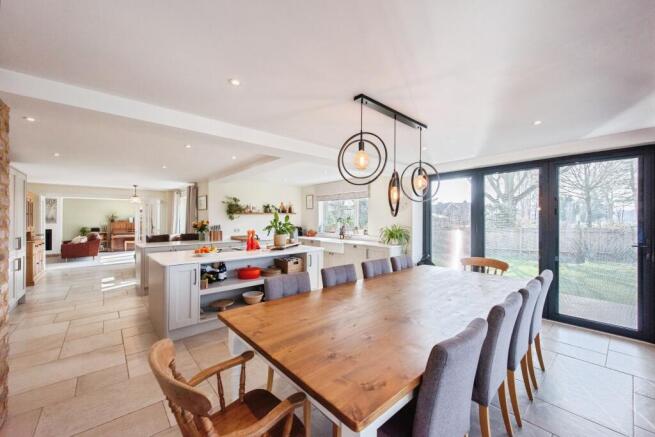 Kitchen/Dining Room