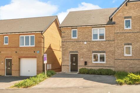 Mallard Court, Huddersfield, HD4