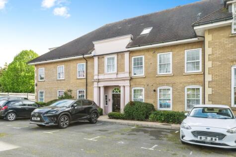 Brighton Road, Banstead, SM7