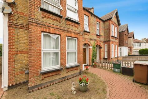 Cranley Gardens, Wallington, SM6