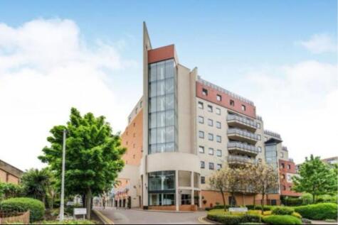 Wards Wharf Approach, London, E16