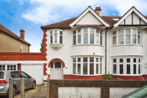 Cadogan Gardens, London, E18