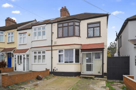 Hampton Road, London, E4