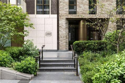 2 merino Gardens, London, E1W