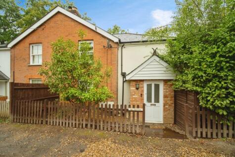 School Lane, Windlesham, GU20