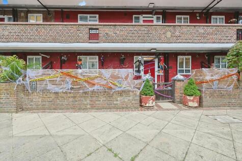 India Way, London, W12