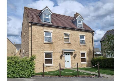 Stickleback Road, Calne, SN11