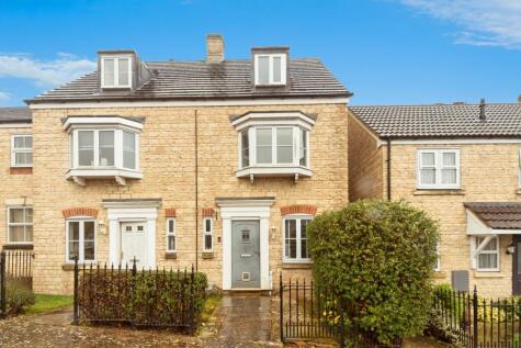 Gable Close - Abbey Meads, Swindon, SN25