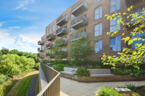 1 Frogmore Avenue, Watford, WD17