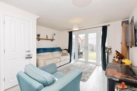 Nightingale Close, Gloucester, GL2