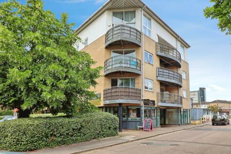 Chelmsford - 1 bedroom flat for sale