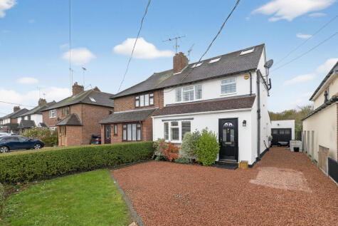 Hanging Hill Lane, Brentwood, CM13