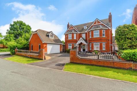 Wallace Court, Cheslyn Hay, WS6