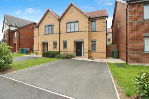 Snowdrop Gardens, Worksop, S81