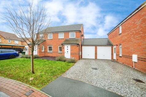 Fossard Gardens, Mexborough, S64