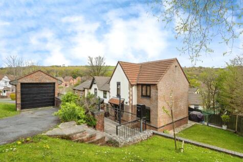 Ffordd Taliesin, Killay, SA2