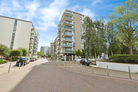 Ealing Road, Brentford, TW8