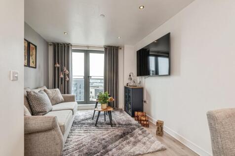 Cross Green Lane, Leeds, LS9