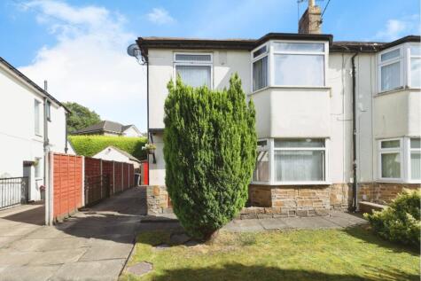 Ringwood Drive, Whinmoor, Leeds, LS14