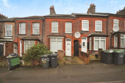 Hitchin Road, Luton, LU2