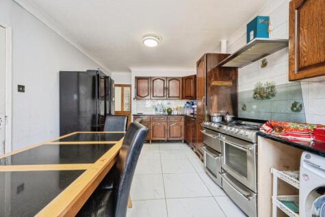 Stanford Road, Luton, LU2