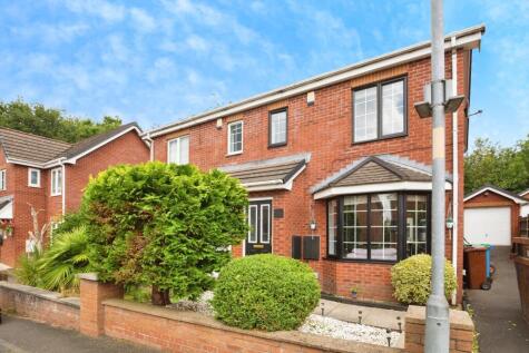Whernside Avenue, Manchester, M40
