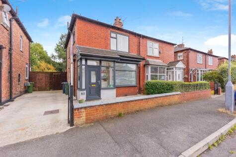 Oakwood Avenue, Manchester, M34