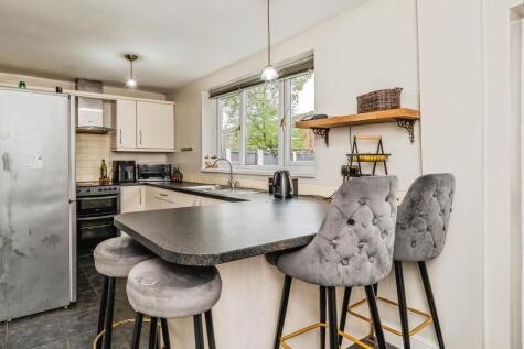 Raymond Road, Manchester, M23