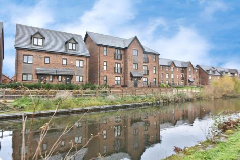 Quinn Square, Manchester, M43