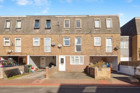 Clydebank Road, Portsmouth, PO2