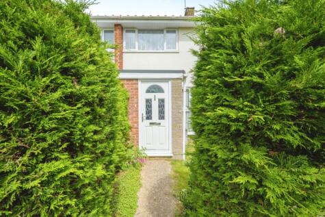 Willoughby Close, Great Barford, Bedford, MK44