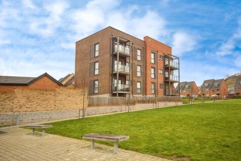 Lancaster Close, Castle Hill, Ebbsfleet Valley, DA10