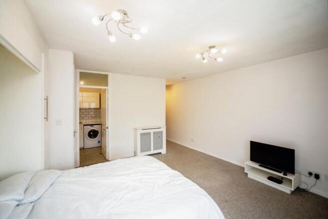 Reception/Bedroom